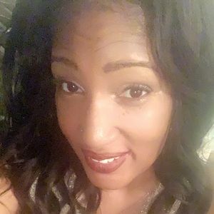 Meet your Posher, Tonya